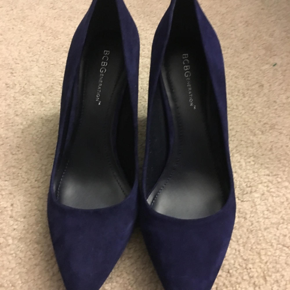 Brand new BCBG navy blue heels